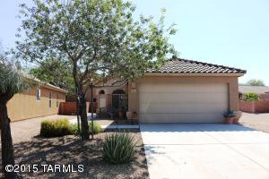 8946 N Misty Brook Dr, Tucson, AZ 85743 photo 1