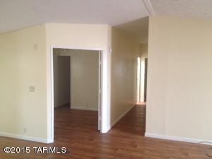 6207 E Thunder River Dr, Tucson, AZ 85756 photo 3