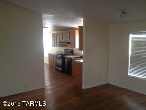 6207 E Thunder River Dr, Tucson, AZ 85756 photo 2
