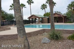 6207 E Thunder River Dr, Tucson, AZ 85756 photo 5