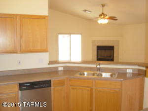 10213 E Buffaloberry Loop, Tucson, AZ 85748 photo 9