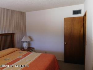 8824 E Mcclellan St, Tucson, AZ 85710 photo 19