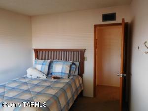 8824 E Mcclellan St, Tucson, AZ 85710 photo 15