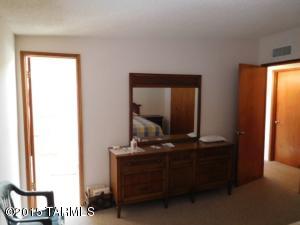 8824 E Mcclellan St, Tucson, AZ 85710 photo 12