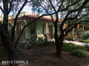 450 E Codd St, Tucson, AZ 85701 photo 3