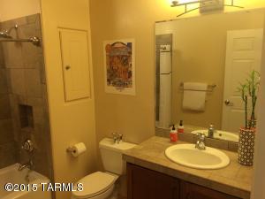 450 E Codd St, Tucson, AZ 85701 photo 21