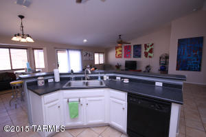 989 S Grantham Dr, Vail, AZ 85641 photo 5