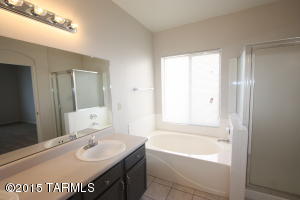 5587 S Wembly Rd, Tucson, AZ 85746 photo 13