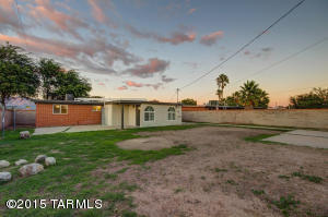 7902 E 20th Pl, Tucson, AZ 85710 photo 27