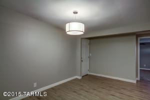 7902 E 20th Pl, Tucson, AZ 85710 photo 8