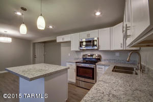 7902 E 20th Pl, Tucson, AZ 85710 photo 14