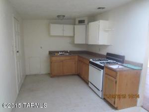 4334 E Sylvane St, Tucson, AZ 85711 photo 5