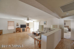 9404 E Grapevine Spring Pl, Tucson, AZ 85710 photo 18