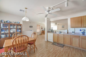 9404 E Grapevine Spring Pl, Tucson, AZ 85710 photo 11