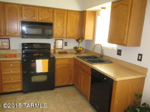 7629 E Pearson St, Tucson, AZ 85715 photo 4