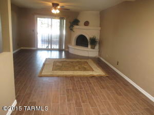 7629 E Pearson St, Tucson, AZ 85715 photo 8