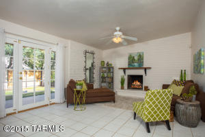 7631 Edison St, Tucson, AZ 85715 photo 4