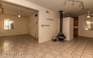 3934 E Lind Rd, Tucson, AZ 85712 photo 4