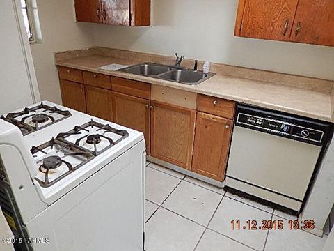 4550 E 19th St, Tucson, AZ 85711 photo 4