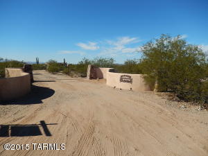 455 N Brahma Rd, Vail, AZ 85641 photo 2