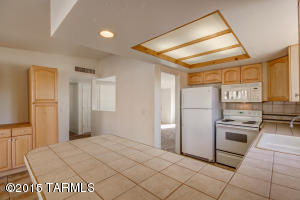 9317 E Daniel Pl, Tucson, AZ 85710 photo 16