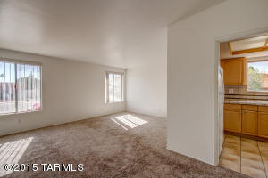 9317 E Daniel Pl, Tucson, AZ 85710 photo 11