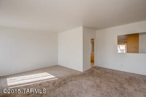 9317 E Daniel Pl, Tucson, AZ 85710 photo 8