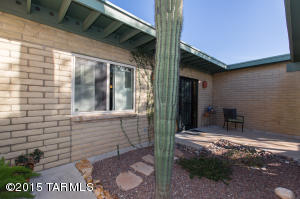 101 E Cholla Shadows Dr, Tucson, AZ 85704 photo 2