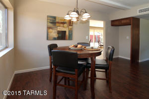 9356 E Myra Dr, Tucson, AZ 85730 photo 7