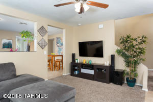 4264 E Babbling Brook Dr, Tucson, AZ 85712 photo 4