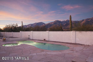 8831 E Saddleback Dr, Tucson, AZ 85749 photo 2