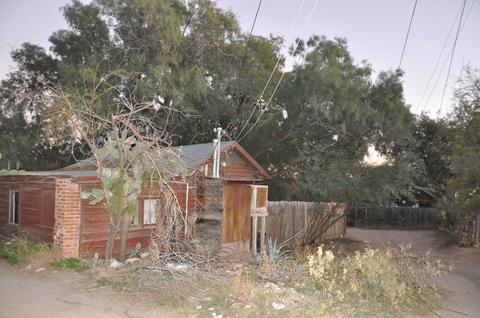 809 E Adams, Tucson, AZ 85719 photo 2