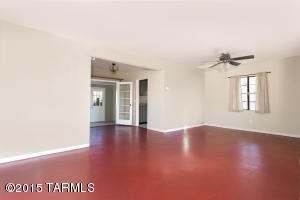 1327 Edison, Tucson, AZ 85719 photo 3