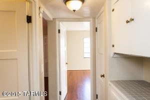1327 Edison, Tucson, AZ 85719 photo 16