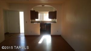 338 W American Loop, Nogales, AZ 85621 photo 3