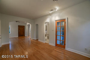 2019 E 9th St, Tucson, AZ 85719 photo 5