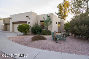 5390 E Francisco Loop, Tucson, AZ 85712 photo 1
