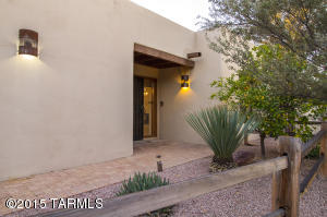 5390 E Francisco Loop, Tucson, AZ 85712 photo 4