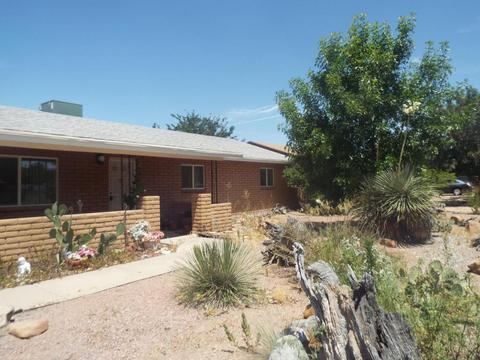 909 W Palomas Dr, Willcox, AZ 85643 photo 1