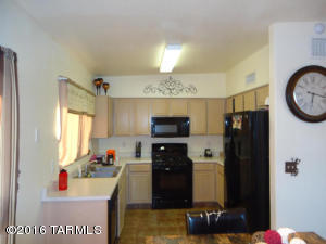 5556 S Wembly Rd, Tucson, AZ 85746 photo 6
