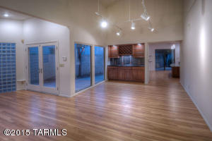 2236 E 3rd St, Tucson, AZ 85719 photo 4