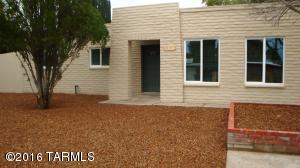 7540 E Juniper Dr, Tucson, AZ 85730 photo 2