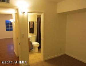 4338 E Montecito St, Tucson, AZ 85711 photo 7