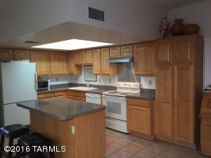 6210 E Frontier Pl, Tucson, AZ 85750 photo 4