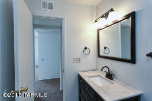 6911 E Tobin Pl, Tucson, AZ 85730 photo 9