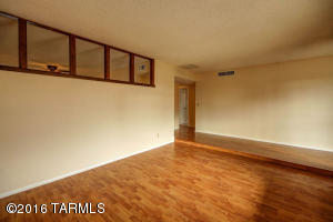 9425 E 5th St, Tucson, AZ 85710 photo 5