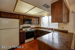 9425 E 5th St, Tucson, AZ 85710 photo 10