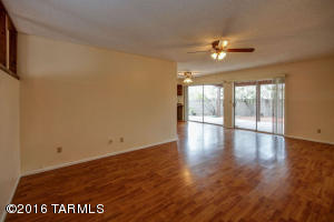 9425 E 5th St, Tucson, AZ 85710 photo 7