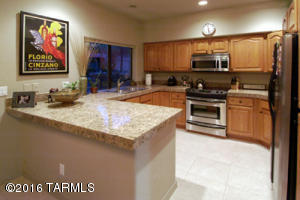 4036 E Quiet Moon Dr, Tucson, AZ 85718 photo 4