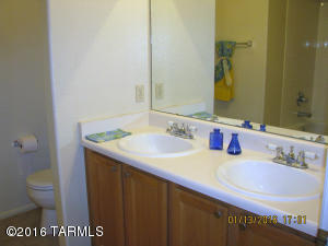 9349 E Lochnay Ln, Tucson, AZ 85747 photo 11